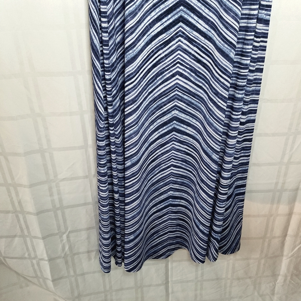 Calvin Klein Sleeveless Maxi Dress - Picture 6 of 7